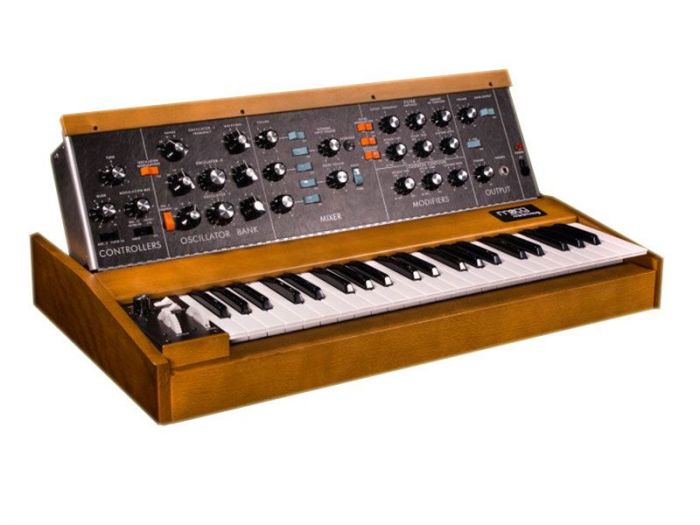 Moog Minimoog Model D synthesizer remake