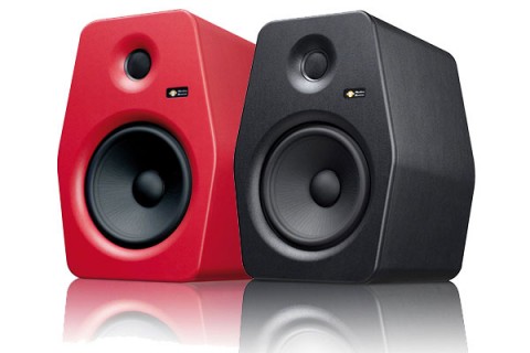 Free qualitative Neo d+ cables with the purchase of Monkey Banana Turbo speakers